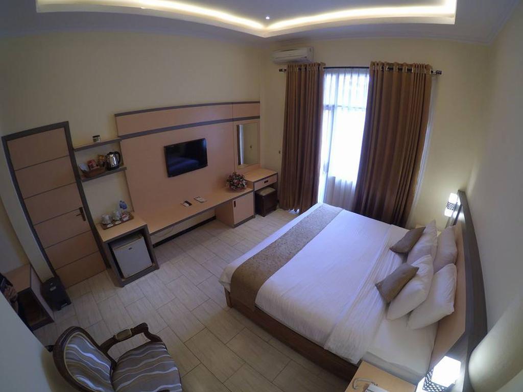 Jepara Indah Hotel Exterior foto